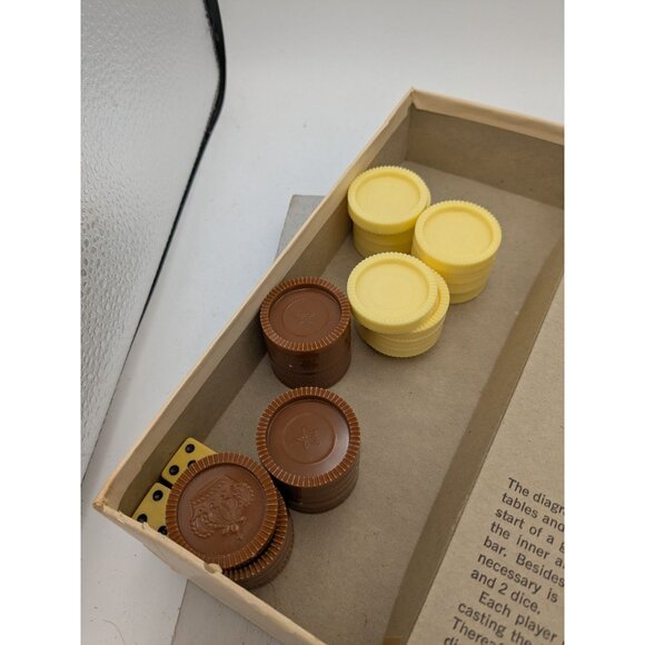 Vintage Backgammon Game Board Set By Western Publishing Co. 1973 - Picture 5 of 7